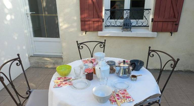 Chambre d'hotes Doue en Anjou, Les Hirondelles — photo 2