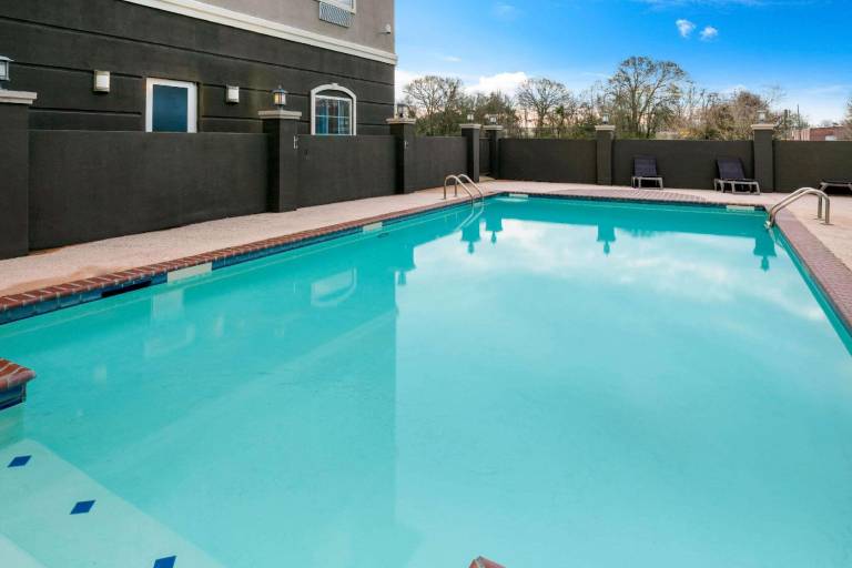 La Quinta Inn & Suites by Wyndham Broussard - Lafayette Area — photo 4