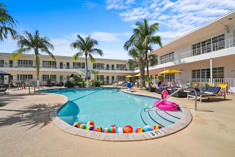 Tradewinds Apartment and Hotel in Miami Beach, FL