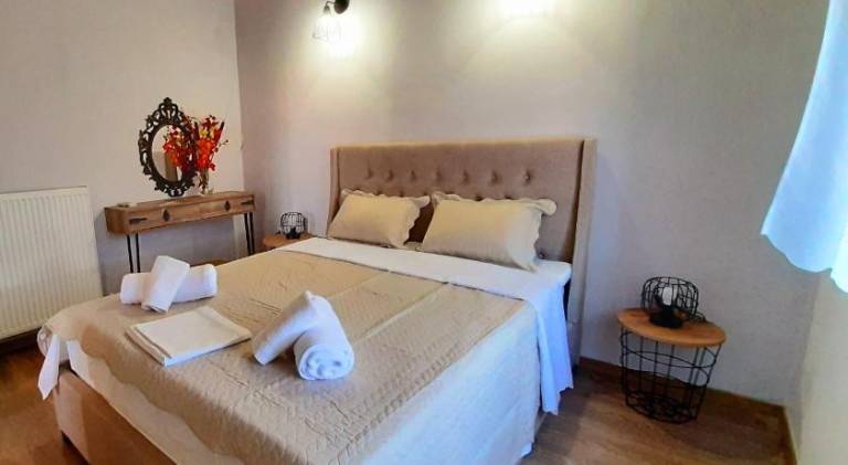 Lovely house with patio, yard & BBQ | Pets are welcome in Lemnos