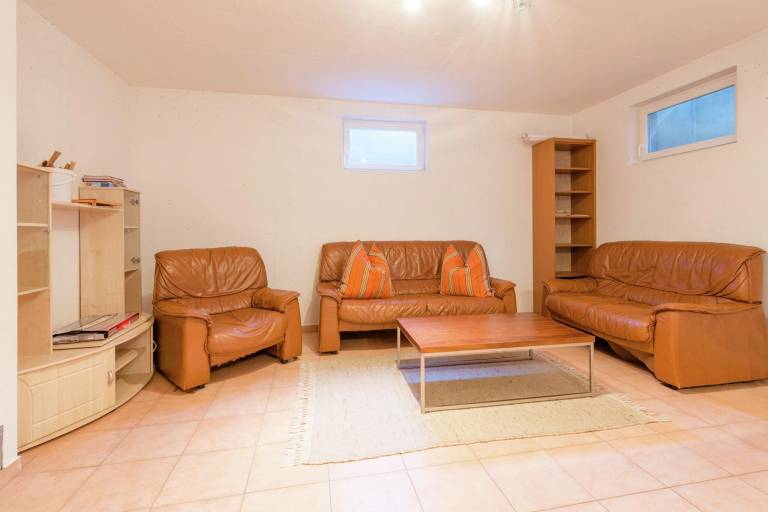 Nice chalet with yard, sauna & pool | Pets allowed — photo 2