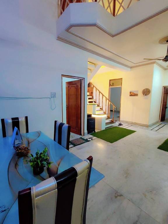 House | Suitable for remote work | Pet-friendly in Tola