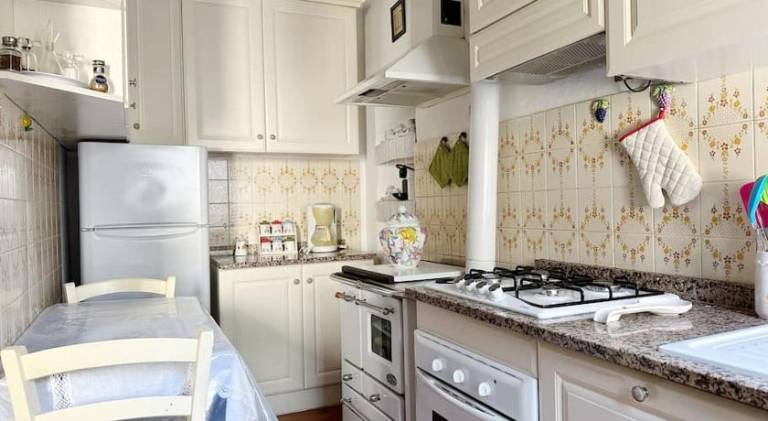 Rental apartment with 2 rooms for 4 persons — photo 4