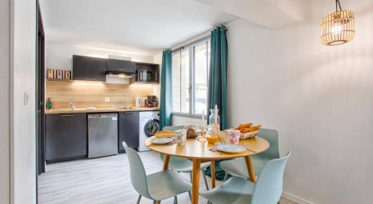 Serviced apartment with 2 rooms for 4 persons — photo 3