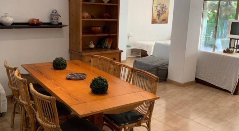 Apartment with terrace & garden — photo 3
