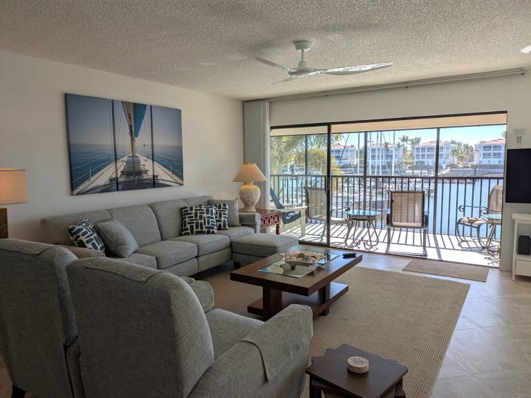 Condo Burnt Store Marina
