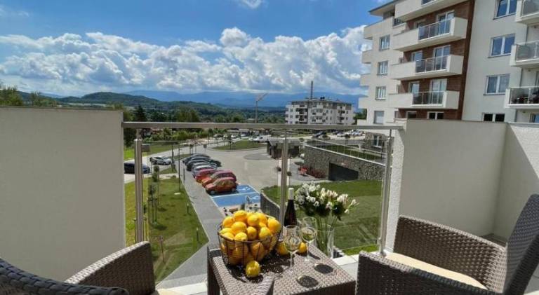 Apartment with terrace — photo 3