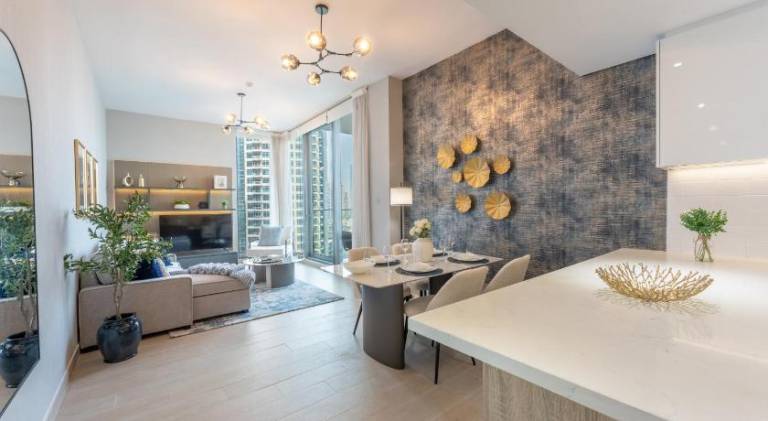 Rental apartment with private pool, terrace & yard — photo 4
