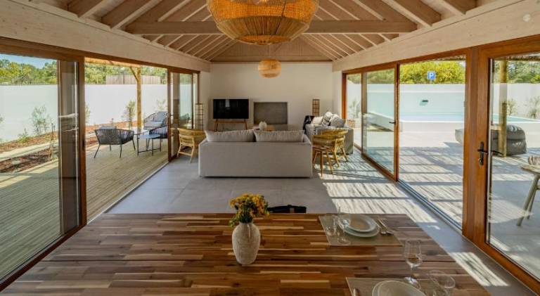 Villa with private pool, yard & terrace — photo 4