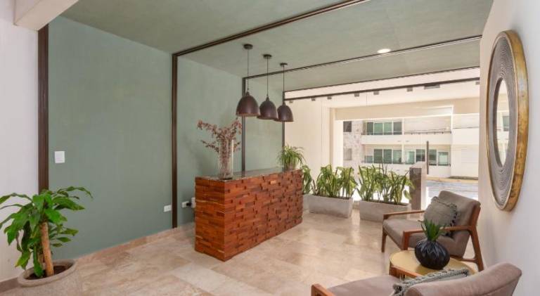 Apartment with pool — photo 5