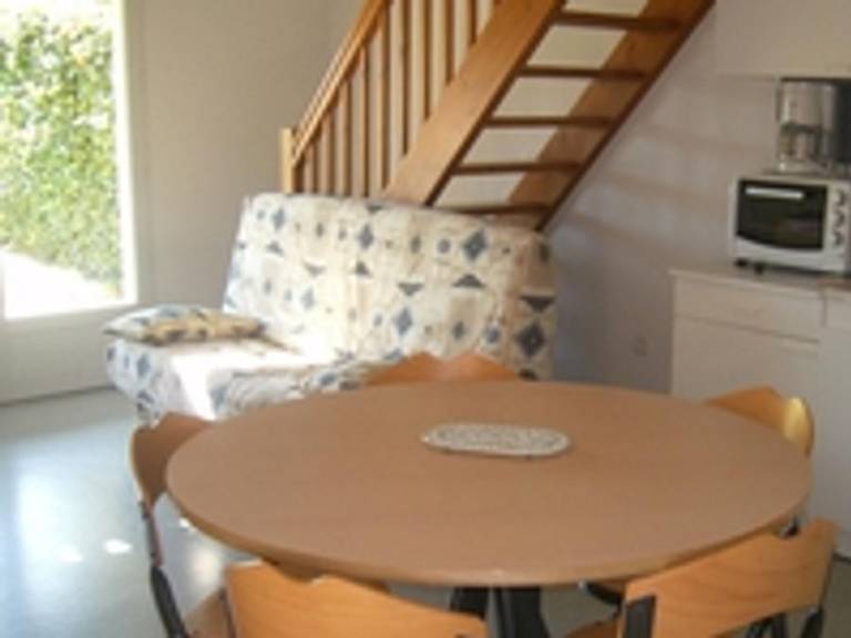 Beautiful chalet with patio, grill & heated pool | Pet-friendly — photo 4