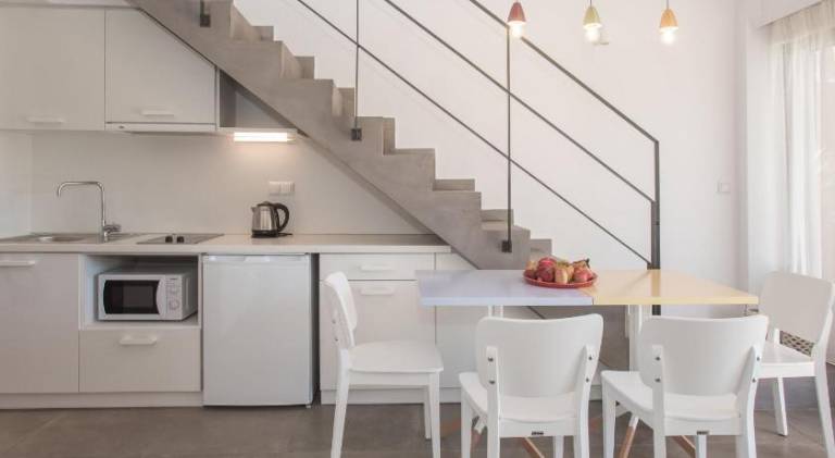 Wonderful apartment with pool, garden & terrace | Perfect for remote work | Pets are welcome — photo 3