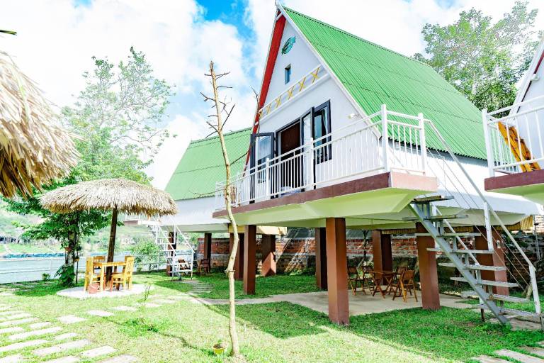 Vacation home with yard & barbecue — photo 4