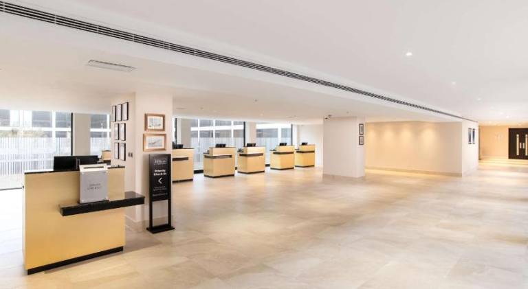 Hilton London Gatwick Airport — photo 3