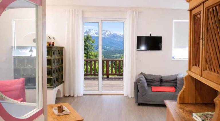 Charming holiday apartment | Pets allowed in Cavalese