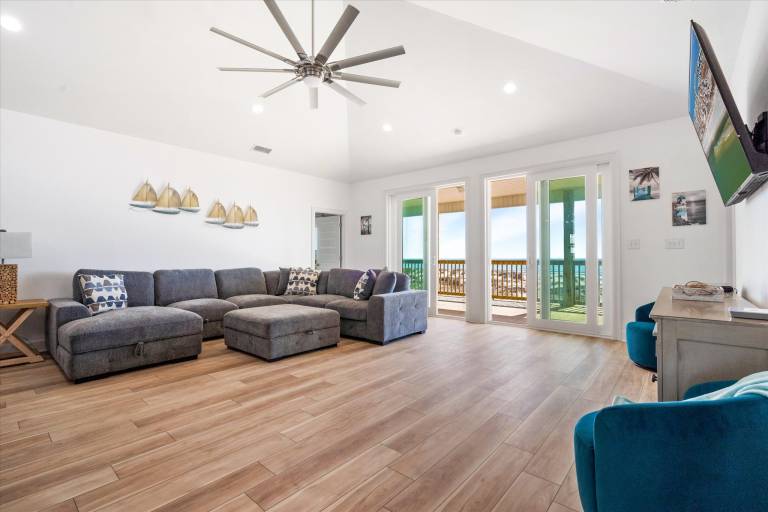 Hello Sunshine - 102 Portier Ct — photo 3
