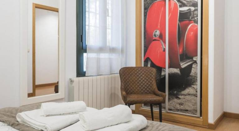 Apartment with 1 room for 4 persons in Toledo
