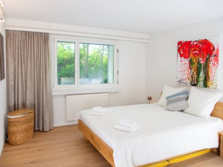 Fully equipped rental apartment with patio, sauna & pool | Ski nearby | Dogs allowed — photo 4