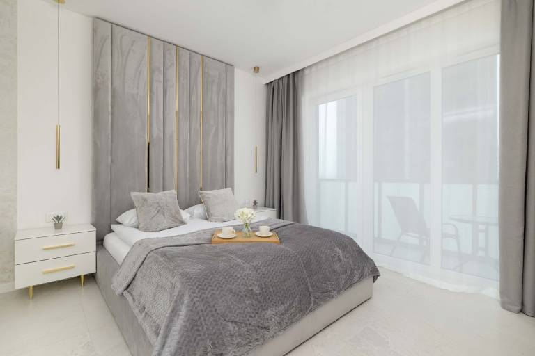 Zabrska 15 Katowice Elegant Studio with Bathtub Parking and Balcony in Katowice