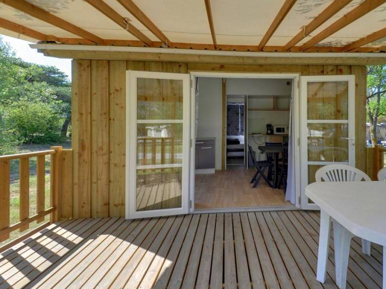 Mobile home with heated pool & patio — photo 5