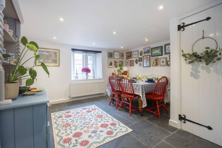 Cosy 2 Bed Cotswold Stone Cottage in Cirencester — photo 3
