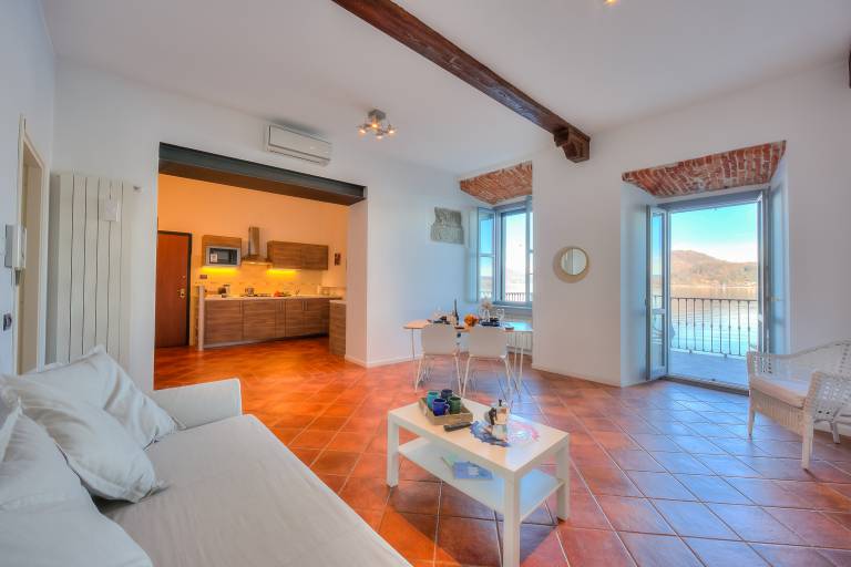 Holiday apartment with terrace | Lake view — photo 3
