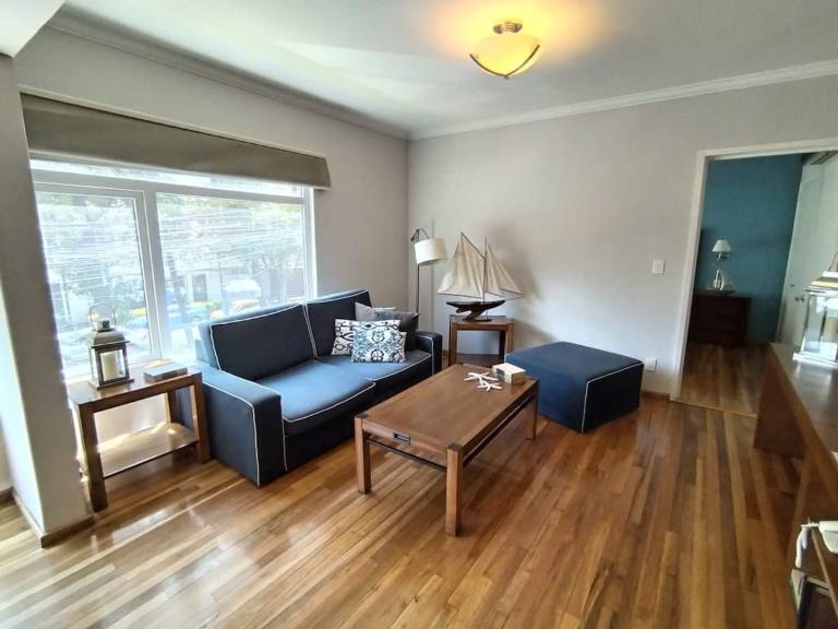 Arquimedes Deco Colourful 1BR in Polanco