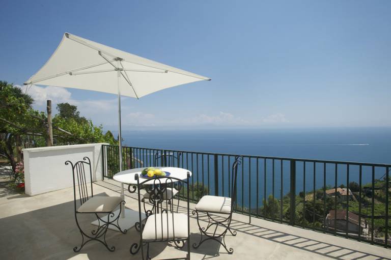 Private room Amalfi Coast