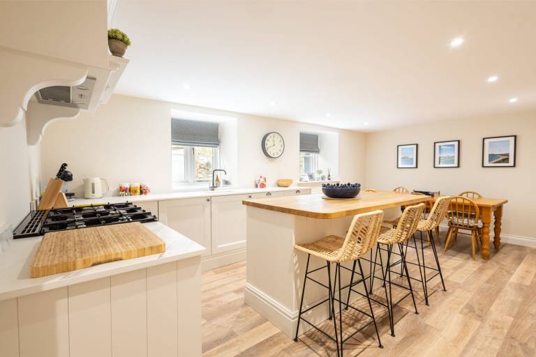 Children-friendly holiday apartment with yard | Dogs allowed — photo 2