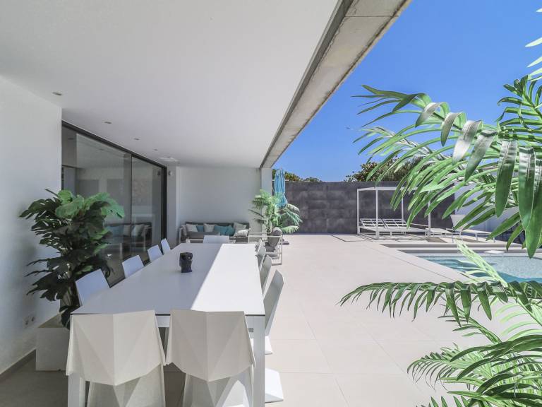 Fully equipped house with private pool, garden & BBQ | Perfect for remote work | Pets allowed — photo 5