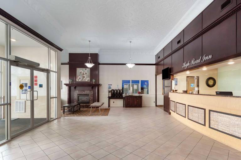 Best Western High Road Inn — photo 4