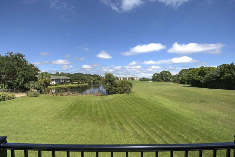 Condo  Sea Island