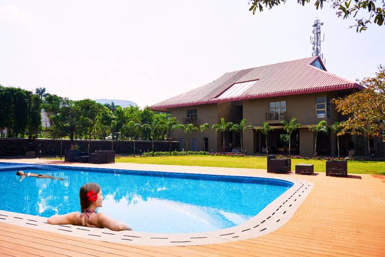 Resort Khopoli