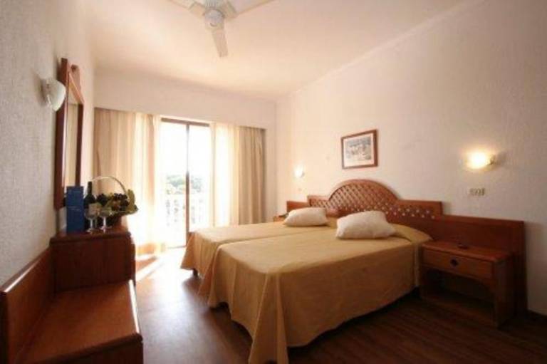 Hotel Pinos Playa — photo 2