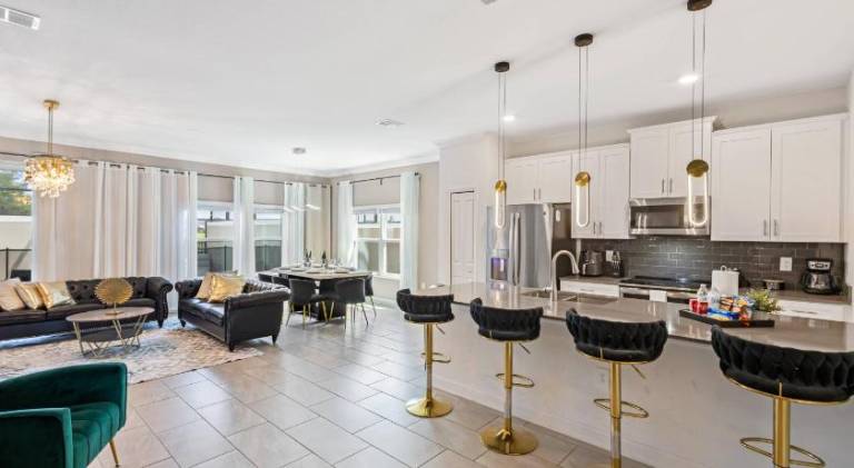 Vacation home with pool | Pet-friendly in Kissimmee, FL
