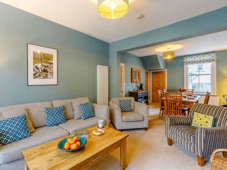 Fully equipped cottage with yard | Pets allowed — photo 4