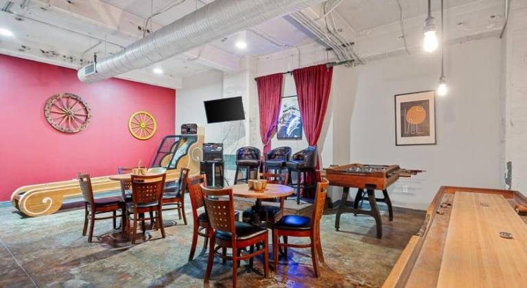 Charming apartment with pool | Next to Pioneer Park | Dogs allowed — photo 5