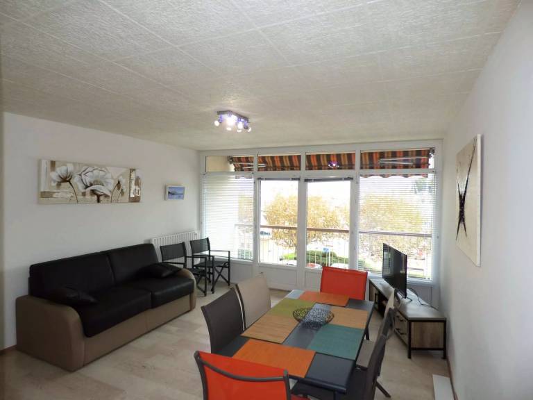 Holiday apartment with 2 rooms for 6 persons in La Seyne-sur-Mer