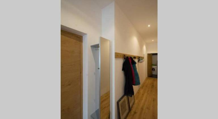 Rental apartment with 2 rooms for 6 persons — photo 4