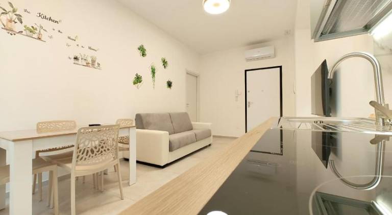 Pleasant rental apartment with patio | Pets allowed — photo 5
