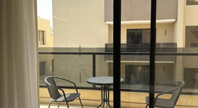 Apartment with terrace & garden — photo 5