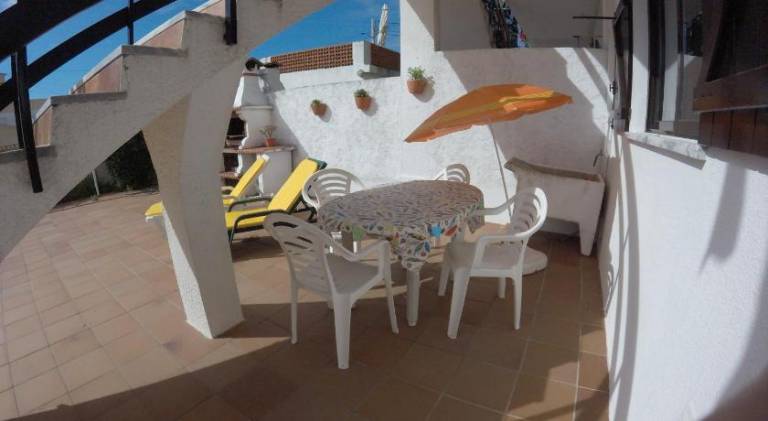 House with barbeque & yard | Beach nearby | Suitable for remote work | Pets are welcome — photo 5