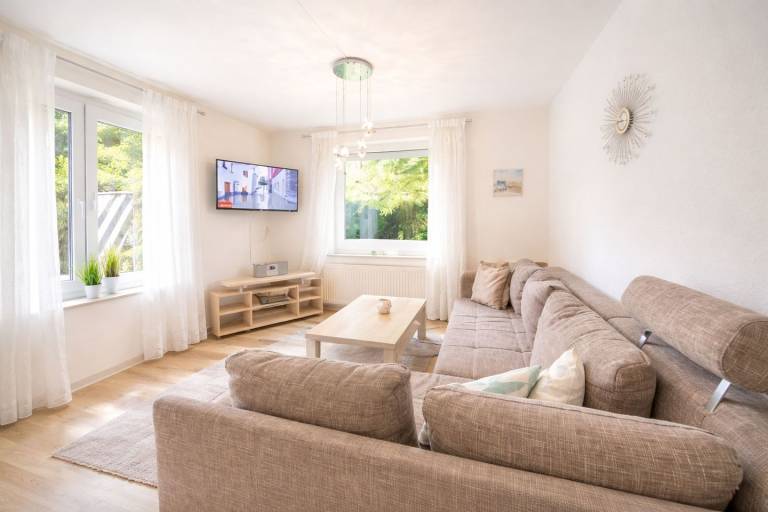 Komfortable Ferienwohnung mit Terrasse und WLAN in Strandnähe in Schillig — photo 4