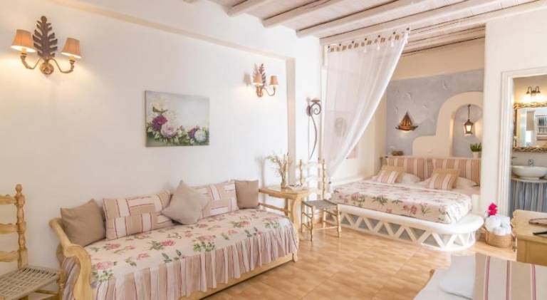 Madalena's Family Rooms — photo 2