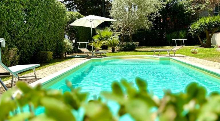 Villa with pool in Avola