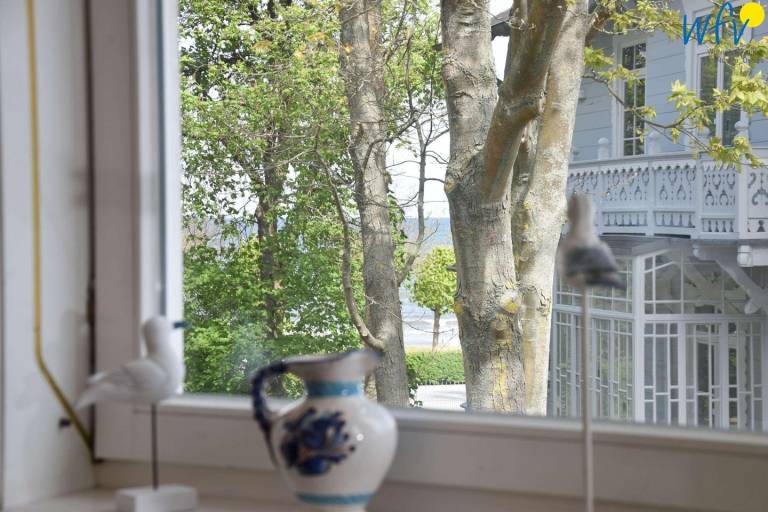 Villa Drei Rosen Ferienwohnung 2 mit WLAN, Garten und Privatparkplatz in Binz — photo 5