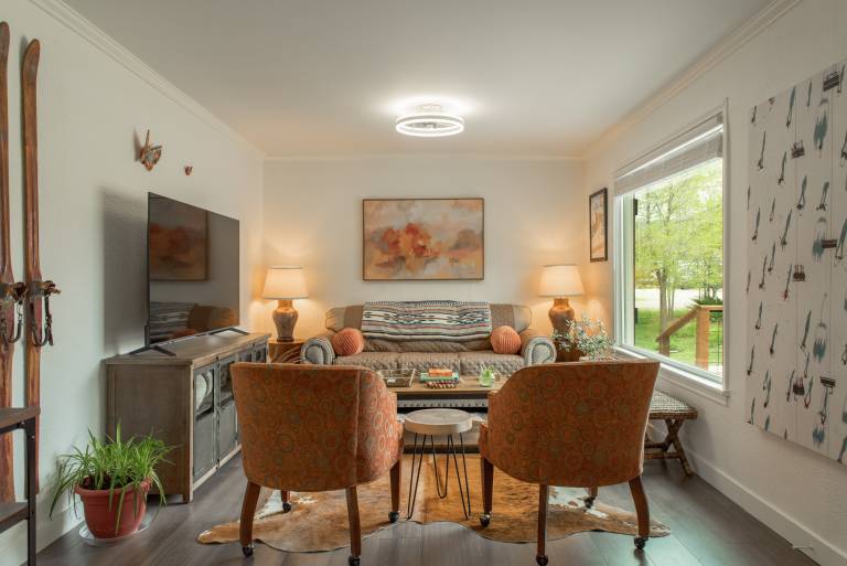 Children-friendly lovely bungalow with barbeque & garden | Mountain view | Good for workation | Pets allowed — photo 2