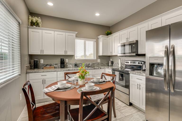 14 Mi to Saguaro NP Adventure Ready Townhome