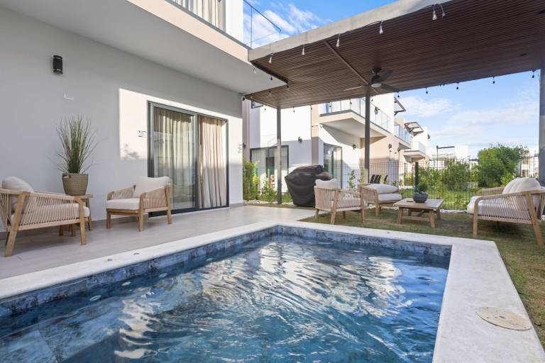 Children-friendly charming villa with fast internet, garden & barbeque | Pets allowed — photo 2