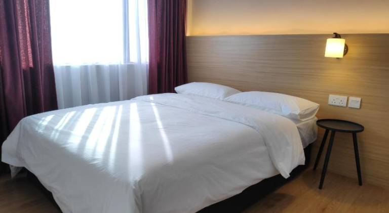 EZ Suites